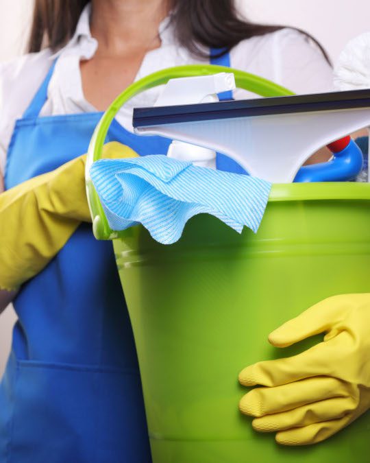 Holding Bucket